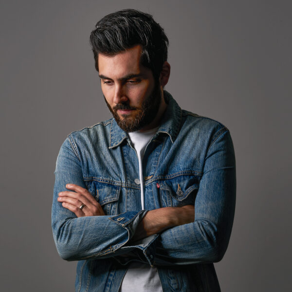 Canada’s Ariel Posen Debut Solo Album + Upcoming UK Tour Dates