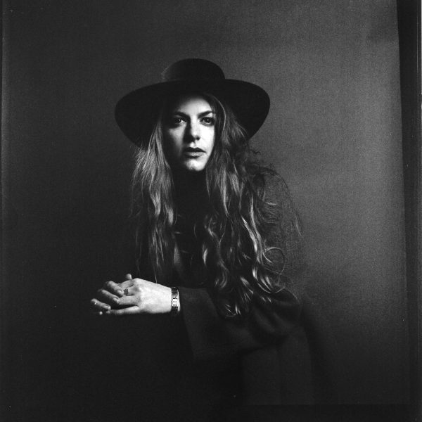 Pre-save Jo Harman’s new single ‘Sideways’ now…