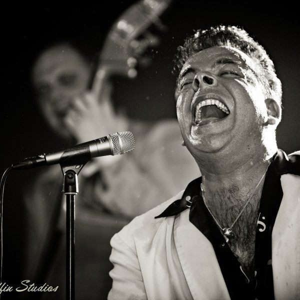 Win A Meet & Greet Live Lounge Session With Mike Sanchez